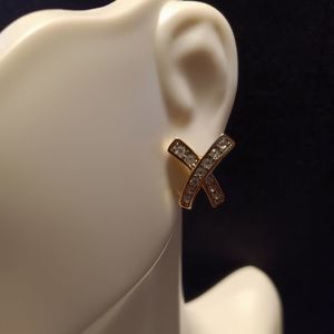 Diamond Hugs Earrings 